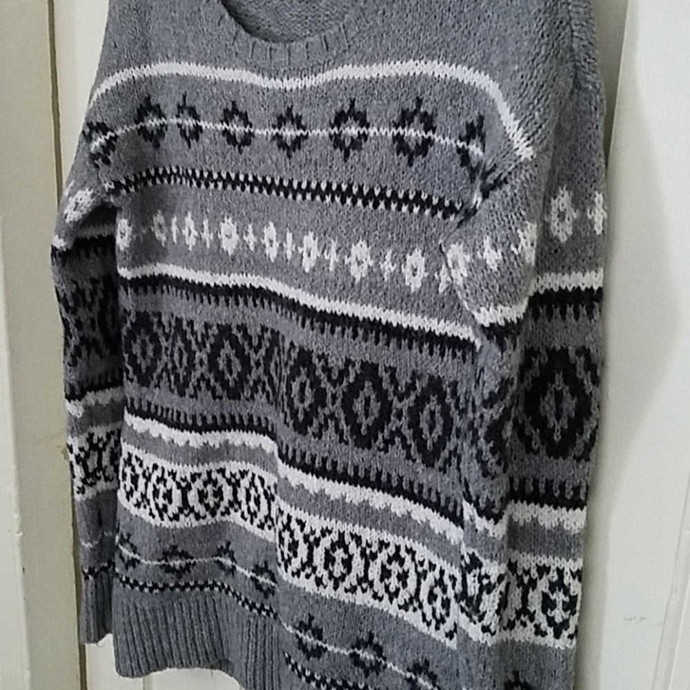 NWOT American Eagle Winter Sweater Size medium ☃️ - Picture 2 of 11